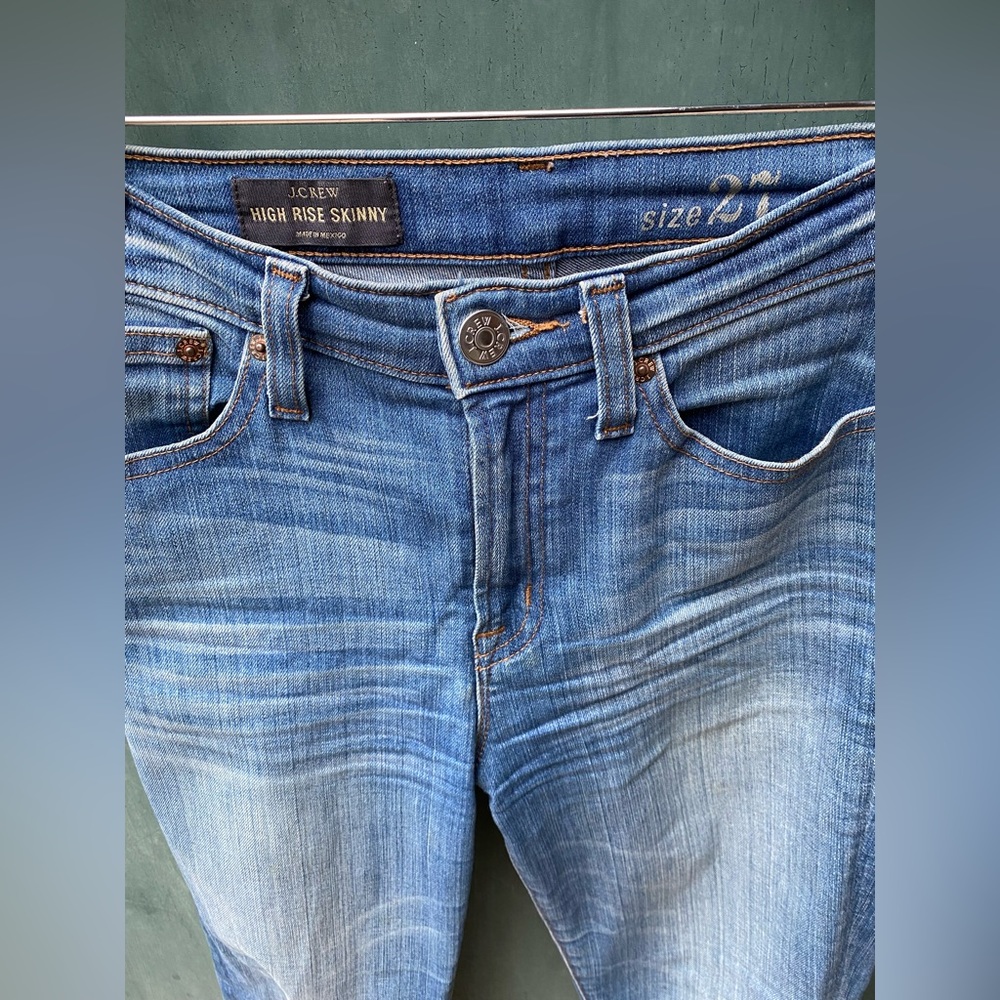 J. Crew High Rise Skinny Ankle Jeans B5297 - Picture 3 of 4